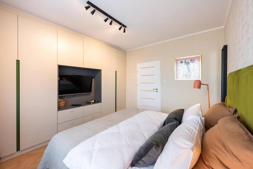 Eclectic City Apartment Near Old Town Warszawa Zewnętrze zdjęcie